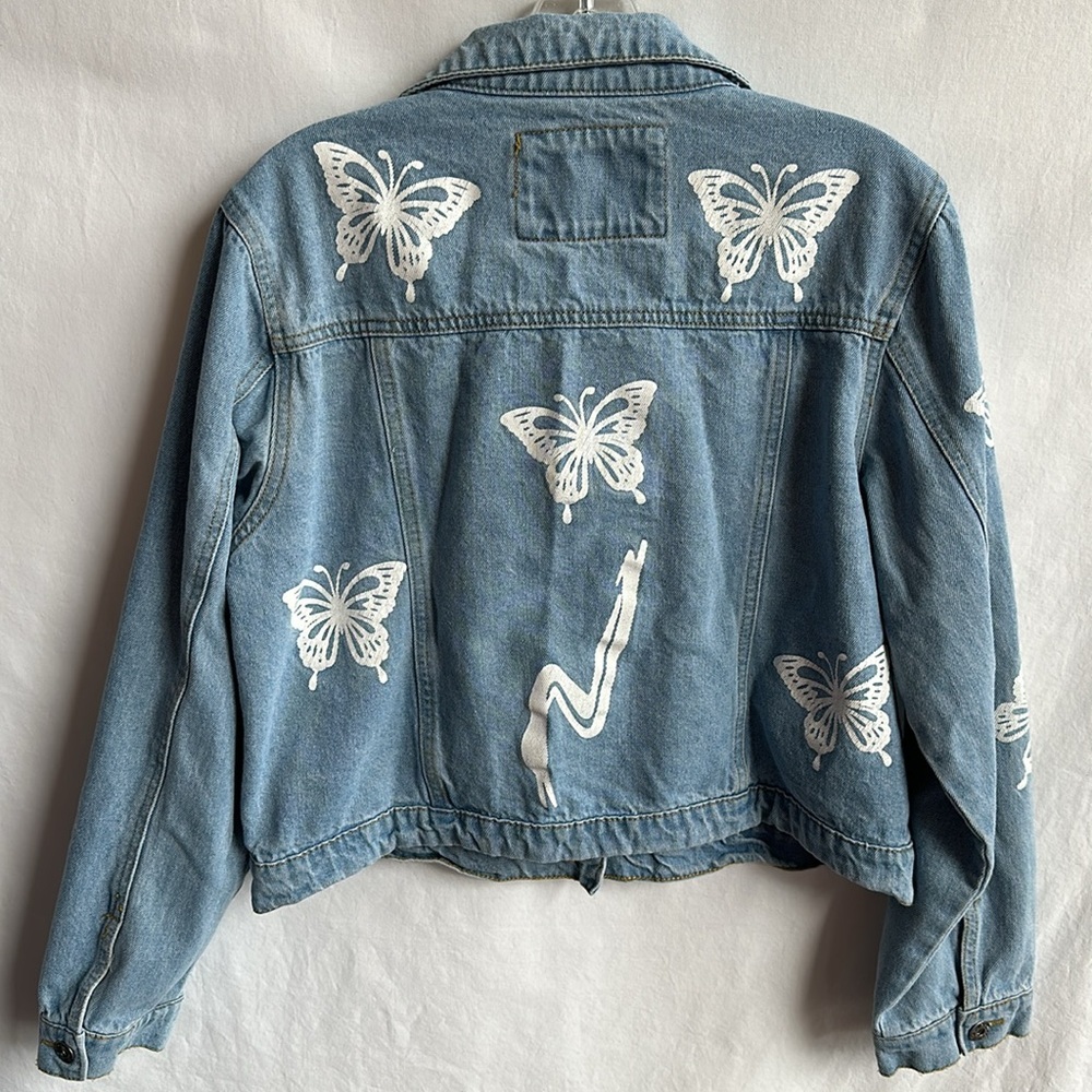 The Style Between Us butterfly print denim jacket, size XL - Picture 7 of 10